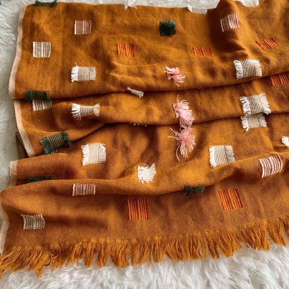 Madewell Accessories - Madewell fringe scarf